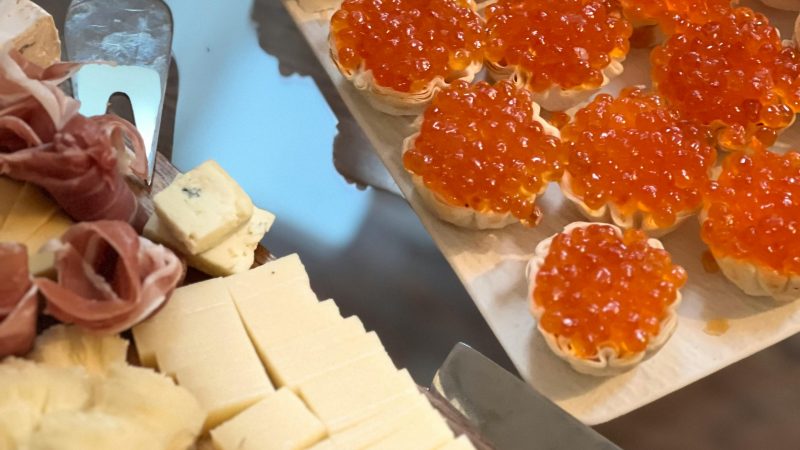 Fromage, charcuterie et caviar